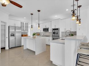 13702 NW 10th Ct, Pembroke Pines FL 33028