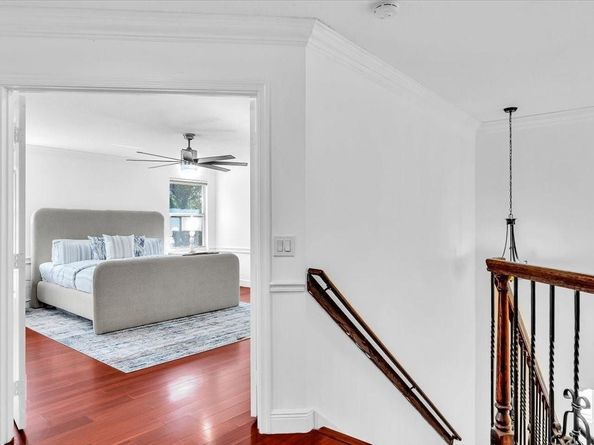 13702 NW 10th Ct, Pembroke Pines FL 33028