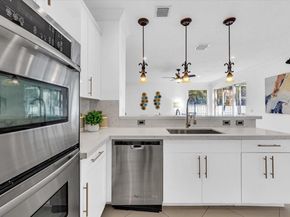 13702 NW 10th Ct, Pembroke Pines FL 33028