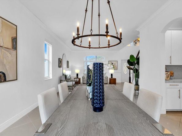 13702 NW 10th Ct, Pembroke Pines FL 33028