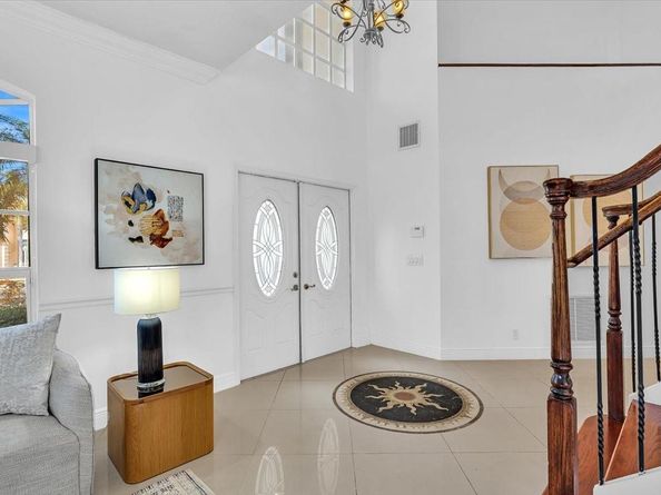 13702 NW 10th Ct, Pembroke Pines FL 33028