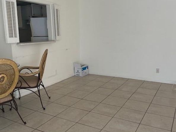 233 Norwich J 233, West Palm Beach FL 33417