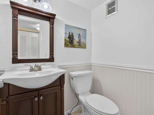414 Windsor R, West Palm Beach FL 33417