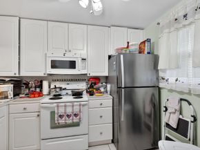 111 Royal Park Drive 4a, Oakland Park FL 33309