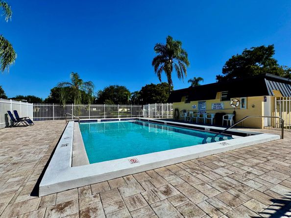2362 Waterside Drive 2362, Lake Worth FL 33461