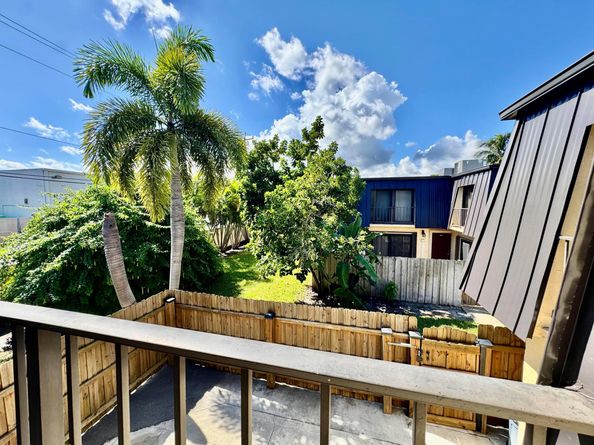 2362 Waterside Drive 2362, Lake Worth FL 33461