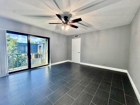 2362 Waterside Drive 2362, Lake Worth FL 33461