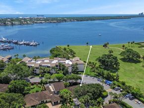11473 Riverwood Place, North Palm Beach FL 33408