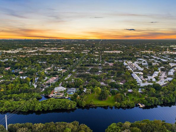6035 180th Street N, Jupiter FL 33458
