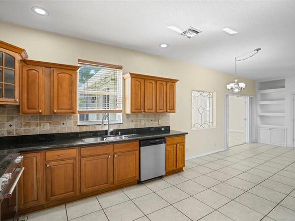 16566 N Mariposa Cir, Fort Lauderdale FL 33331