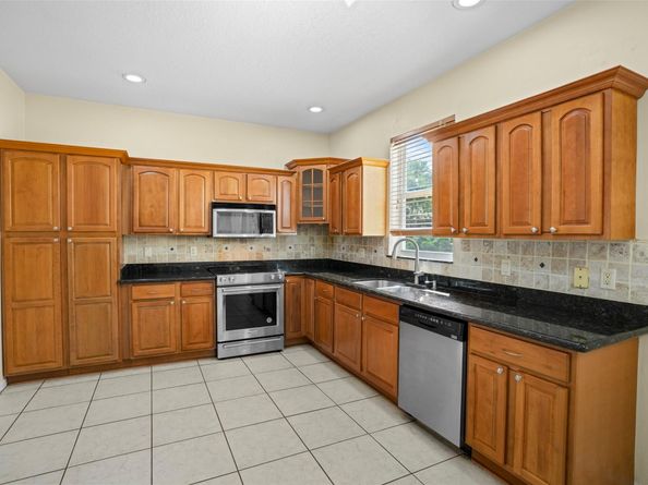 16566 N Mariposa Cir, Fort Lauderdale FL 33331