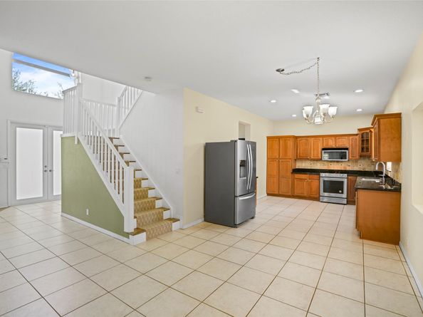 16566 N Mariposa Cir, Fort Lauderdale FL 33331