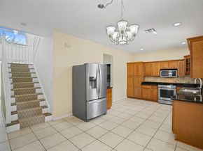 16566 N Mariposa Cir, Fort Lauderdale FL 33331