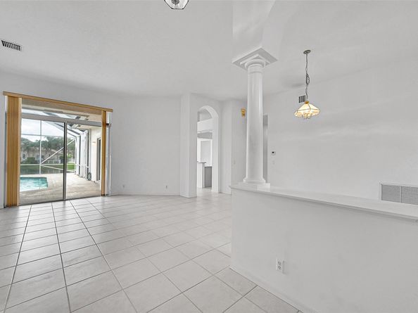 5045 NW 57th Way, Coral Springs FL 33067