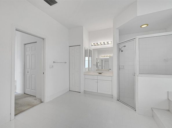 5045 NW 57th Way, Coral Springs FL 33067