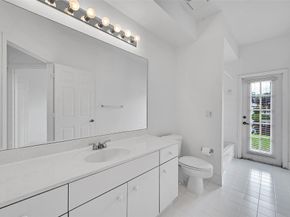 5045 NW 57th Way, Coral Springs FL 33067