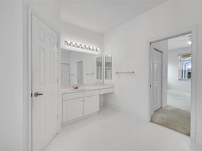 5045 NW 57th Way, Coral Springs FL 33067