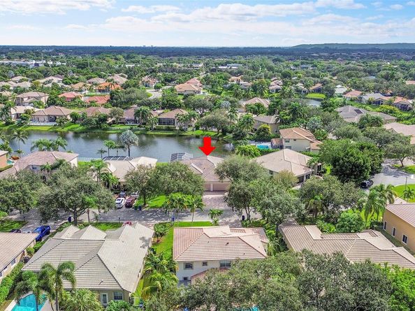 5045 NW 57th Way, Coral Springs FL 33067