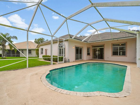 5045 NW 57th Way, Coral Springs FL 33067