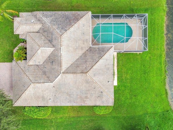 5045 NW 57th Way, Coral Springs FL 33067