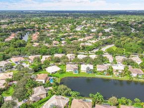 5045 NW 57th Way, Coral Springs FL 33067