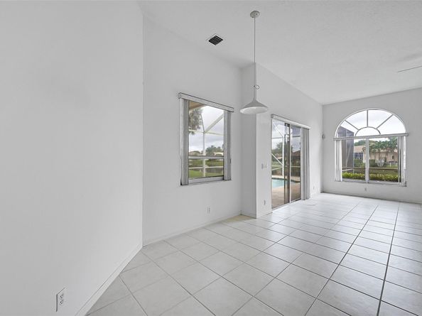 5045 NW 57th Way, Coral Springs FL 33067
