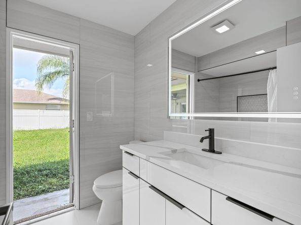 137 Alcazar Street, Royal Palm Beach FL 33411