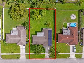 137 Alcazar Street, Royal Palm Beach FL 33411