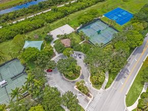 5859 NW 125th Ter, Coral Springs FL 33076