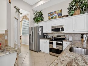 5859 NW 125th Ter, Coral Springs FL 33076