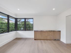 5 Par Club Circle, Village Of Golf FL 33436