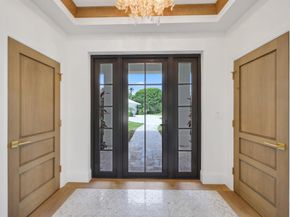 5 Par Club Circle, Village Of Golf FL 33436