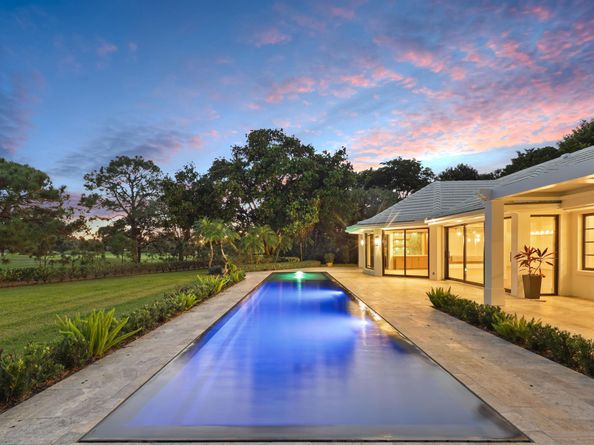 5 Par Club Circle, Village Of Golf FL 33436