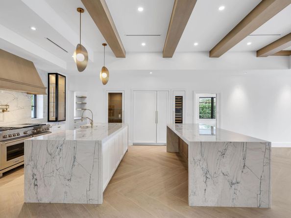 5 Par Club Circle, Village Of Golf FL 33436