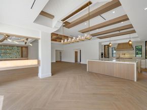 5 Par Club Circle, Village Of Golf FL 33436