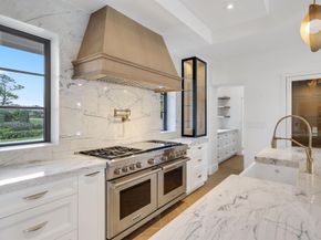 5 Par Club Circle, Village Of Golf FL 33436