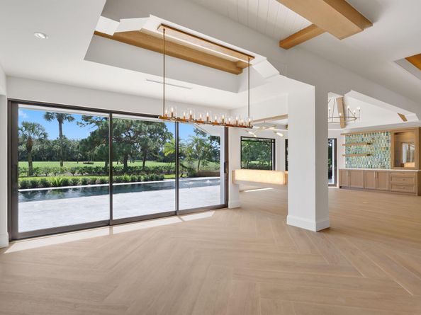 5 Par Club Circle, Village Of Golf FL 33436