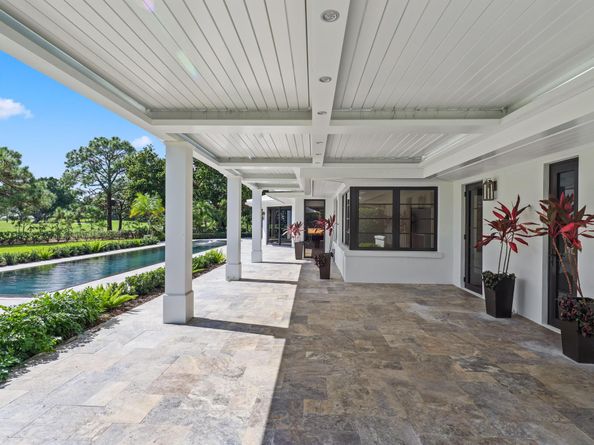 5 Par Club Circle, Village Of Golf FL 33436