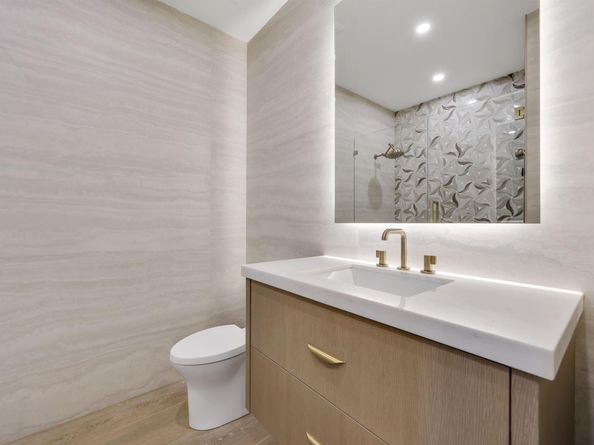 5 Par Club Circle, Village Of Golf FL 33436