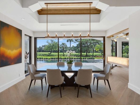 5 Par Club Circle, Village Of Golf FL 33436