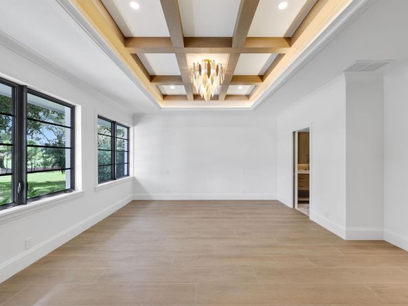 5 Par Club Circle, Village Of Golf FL 33436