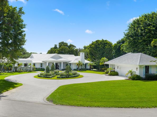 5 Par Club Circle, Village Of Golf FL 33436