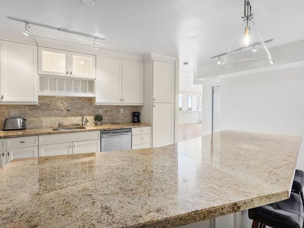 3000 Holiday Dr 1104, Fort Lauderdale FL 33316