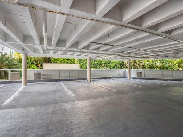 3000 Holiday Dr 1104, Fort Lauderdale FL 33316