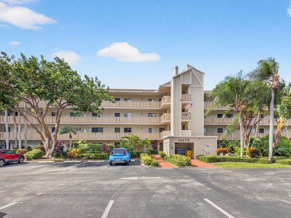14375 Strathmore Lane 305, Delray Beach FL 33446