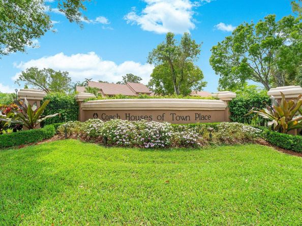 5750 Coach House Circle C, Boca Raton FL 33486