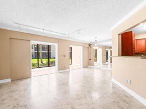 5750 Coach House Circle C, Boca Raton FL 33486