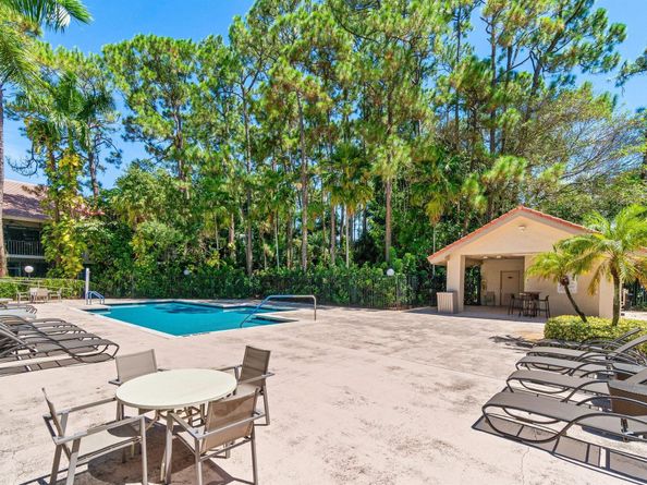 5750 Coach House Circle C, Boca Raton FL 33486