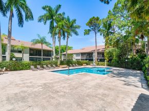 5750 Coach House Circle C, Boca Raton FL 33486