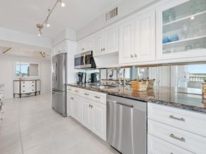 5550 N Ocean Drive 22d, Singer Island FL 33404